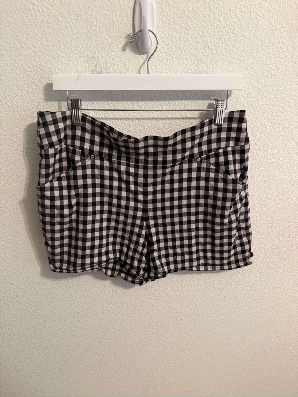 INC International Concepts Black & White Gingham Shorts